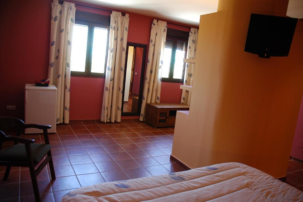 Hotel Rural Los Chaparros Freila Room photo