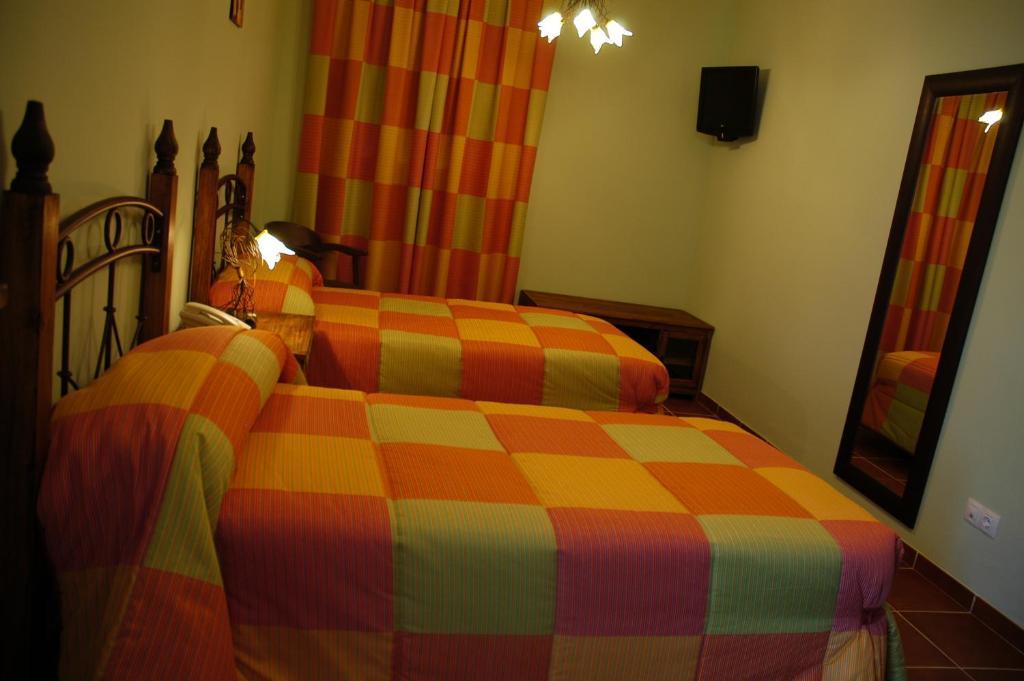 Hotel Rural Los Chaparros Freila Room photo